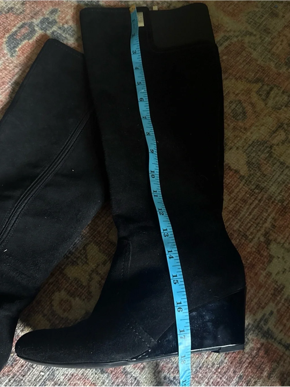 Anne Klein sleek knee
